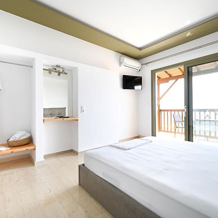 Makis Sea View Studios Скиатос Екстериор снимка